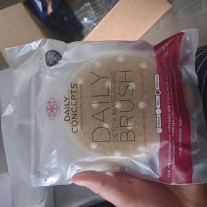 Detox Massaging Brush